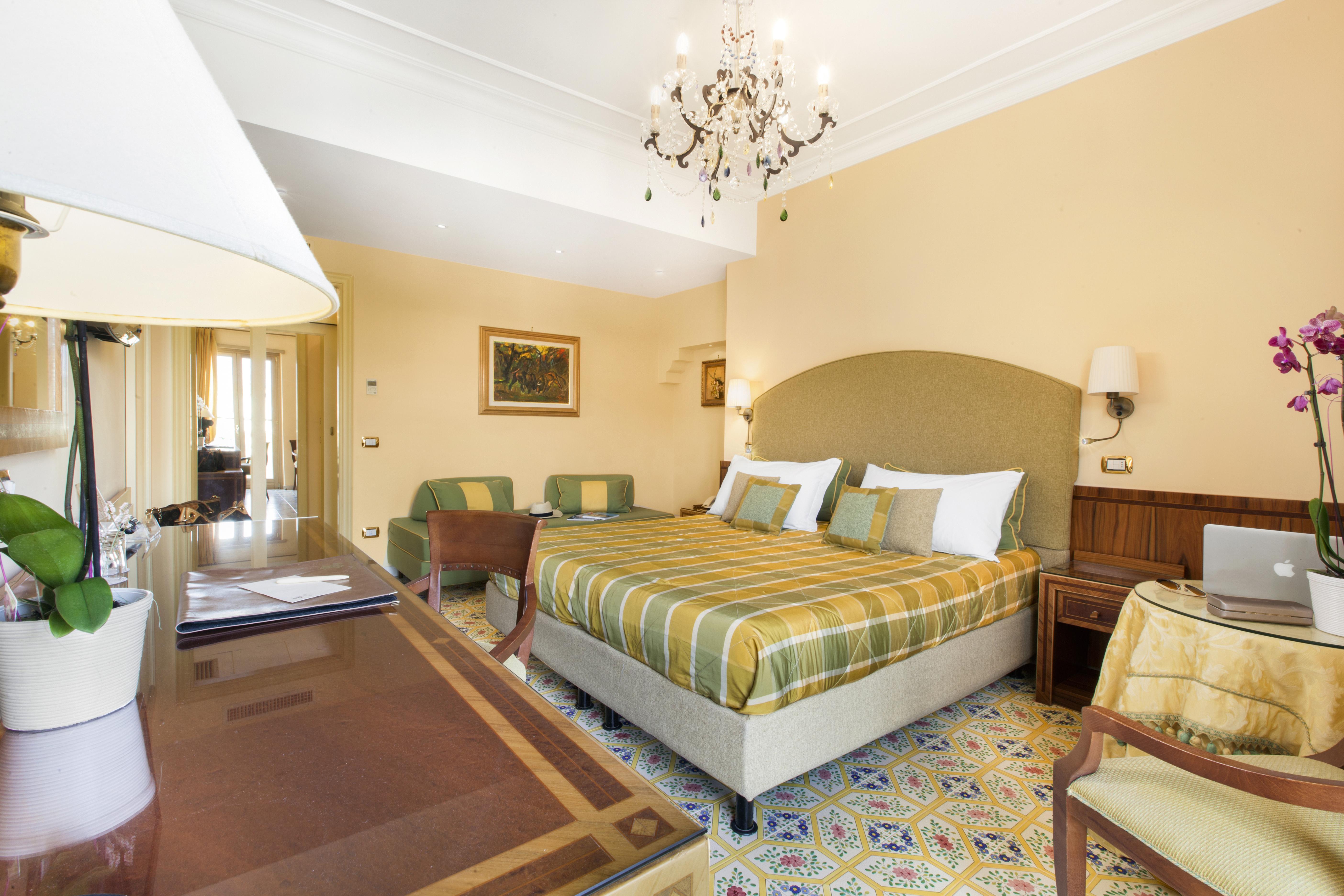 Hotel Antiche Mura Sorrento Luaran gambar