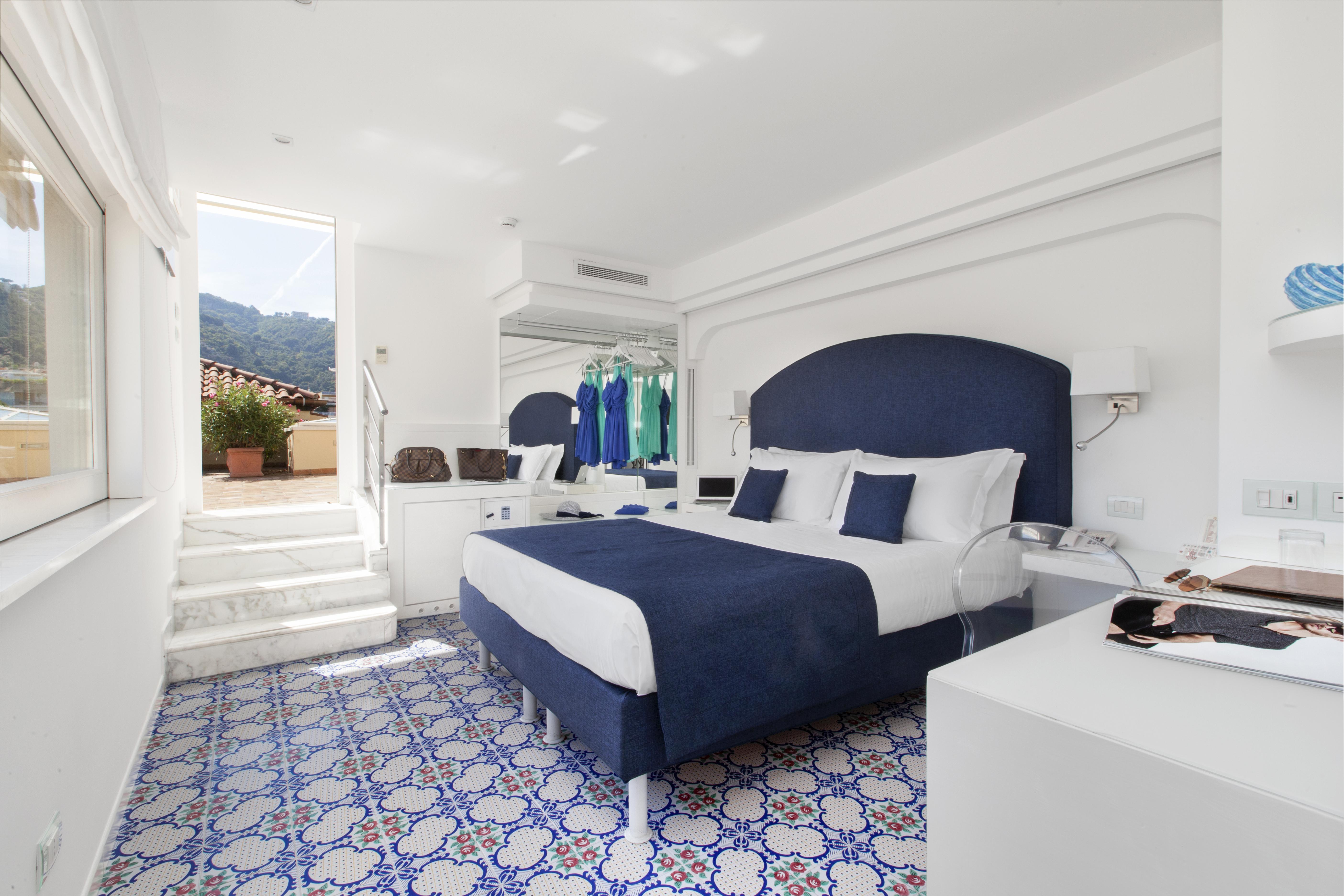 Hotel Antiche Mura Sorrento Luaran gambar
