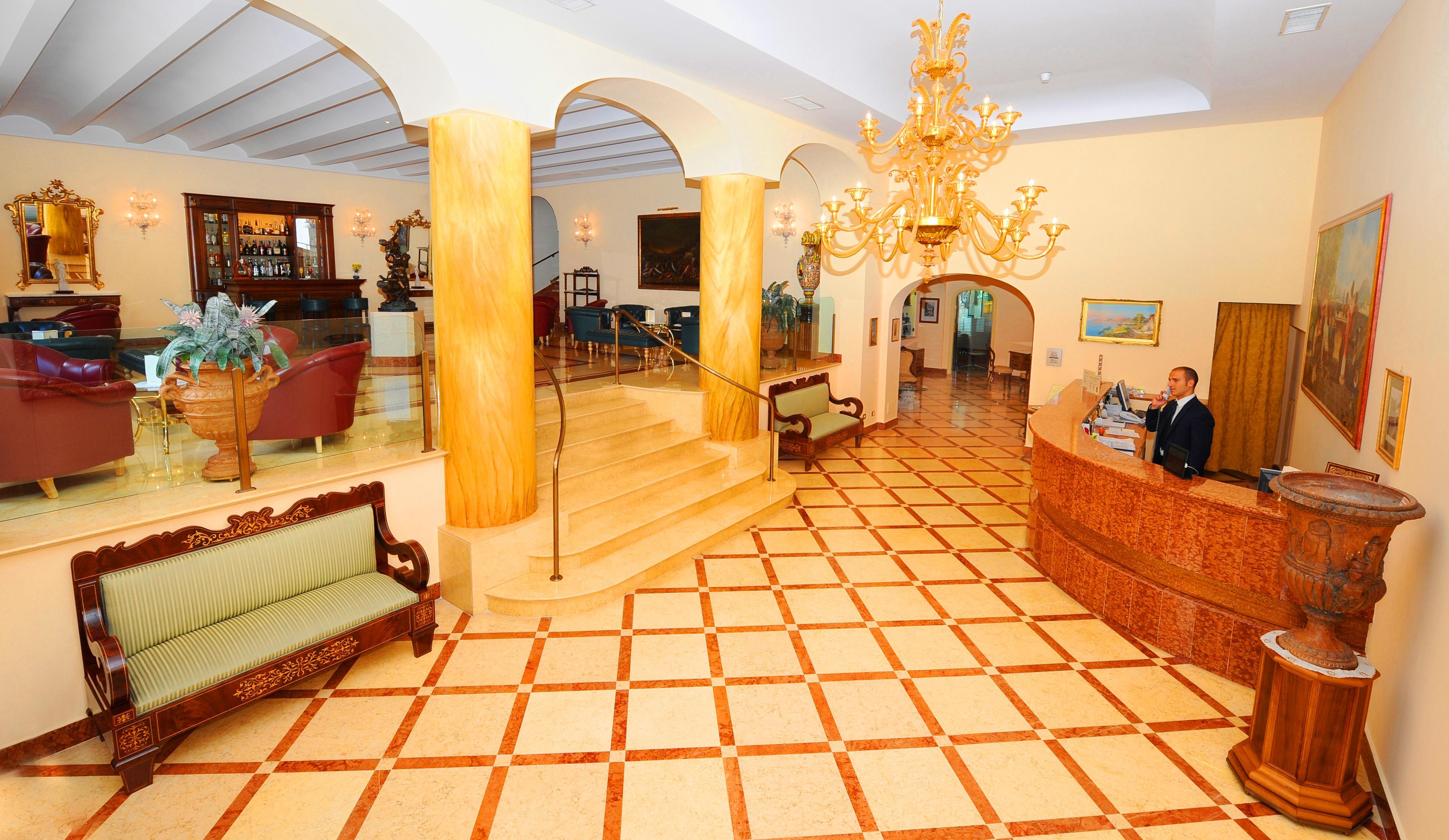 Hotel Antiche Mura Sorrento Luaran gambar