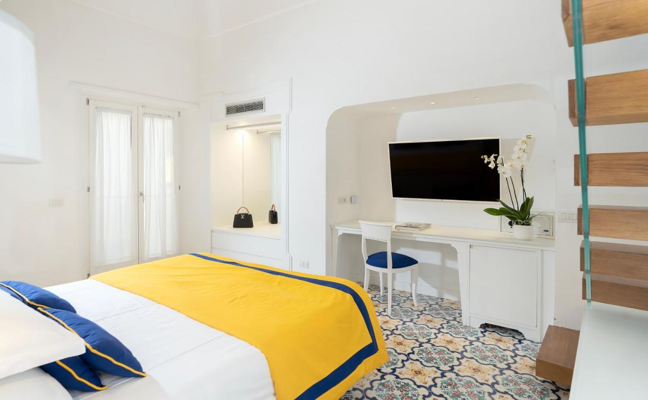 Hotel Antiche Mura Sorrento Luaran gambar