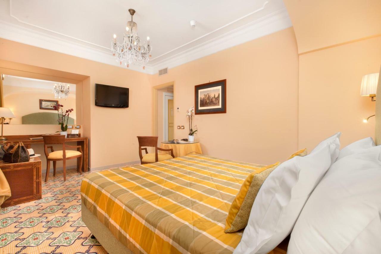 Hotel Antiche Mura Sorrento Luaran gambar