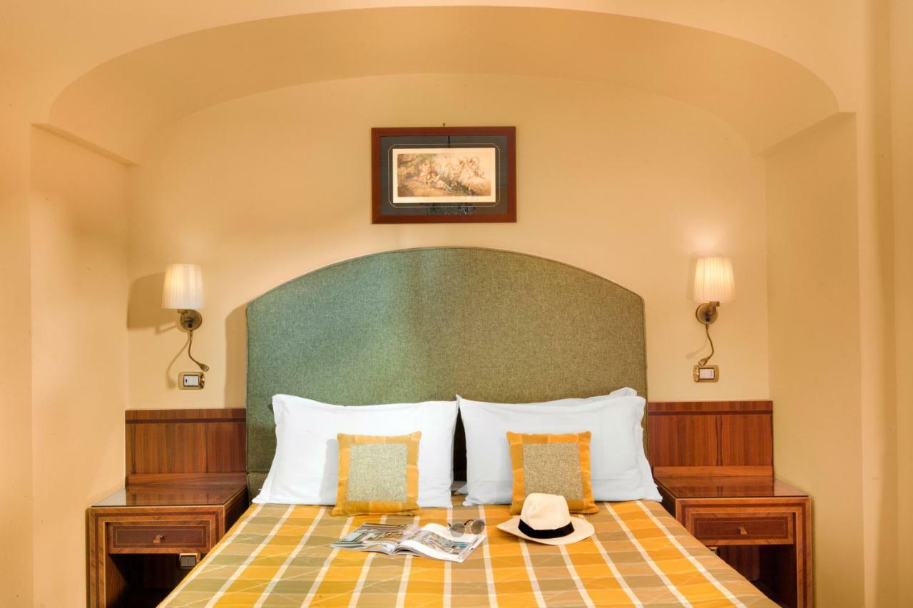 Hotel Antiche Mura Sorrento Luaran gambar